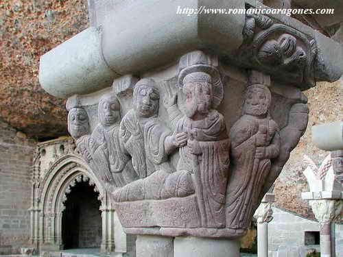 RESURRECCIÓN DE LÁZARO. AL FONDO CAPILLA DE SAN VICTORIÁN